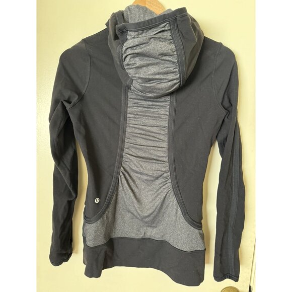Lululemon Black And Grey Define Zip Up Hoodie Jacket Woman's Sz 6 - Picture 4 of 10